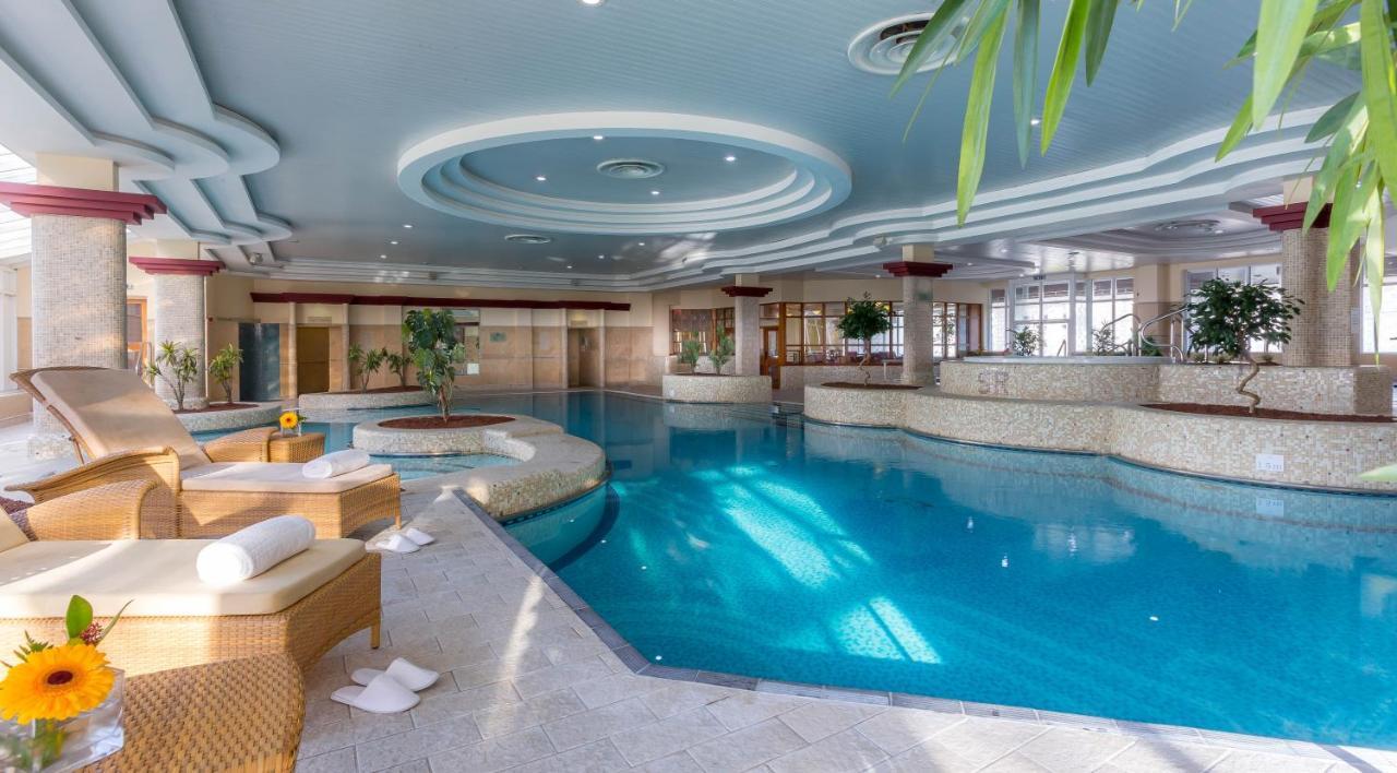 Slieve Russell Hotel バリーコネル エクステリア 写真